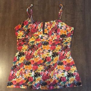 Floral Tank size L